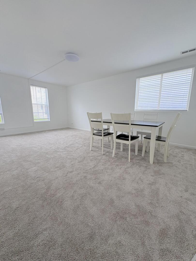 1066 Four Seasons Boulevard Aurora IL 60504