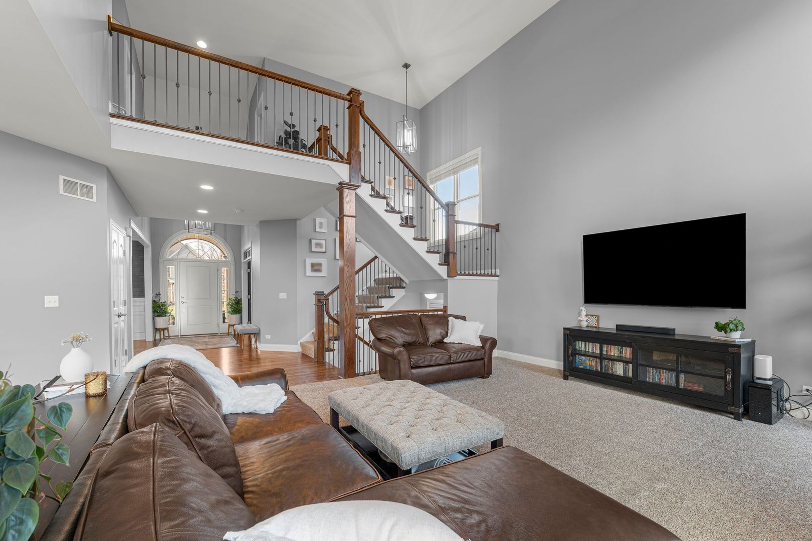 81 Landon Circle Wheaton IL 60189