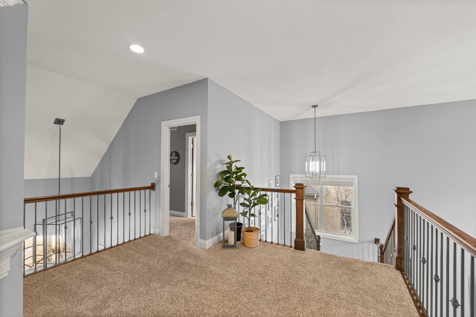 81 Landon Circle Wheaton IL 60189
