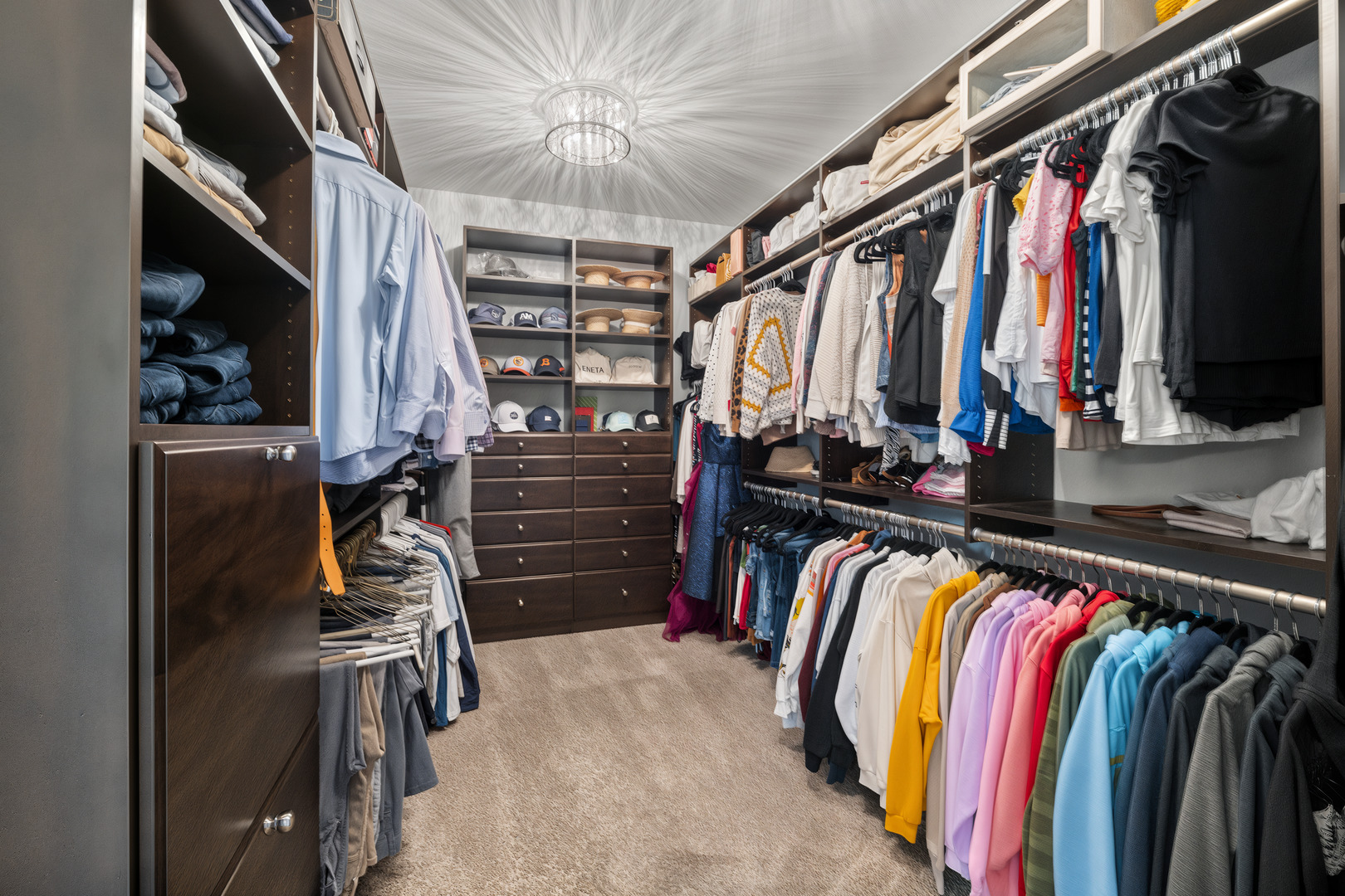 81 Landon Circle Wheaton IL 60189