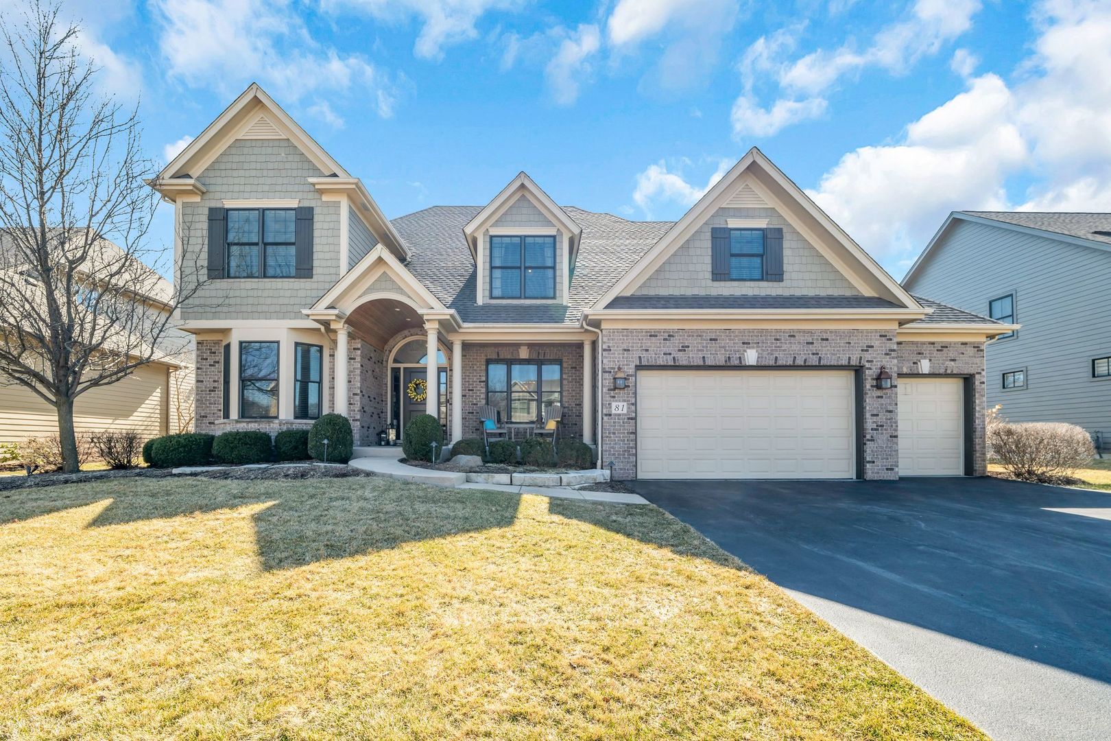 81 Landon Circle Wheaton IL 60189