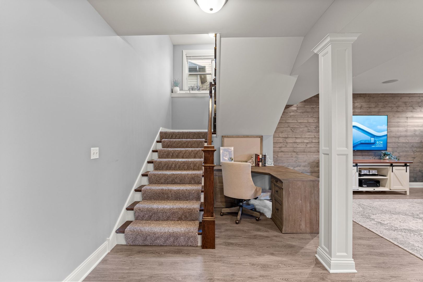 81 Landon Circle Wheaton IL 60189