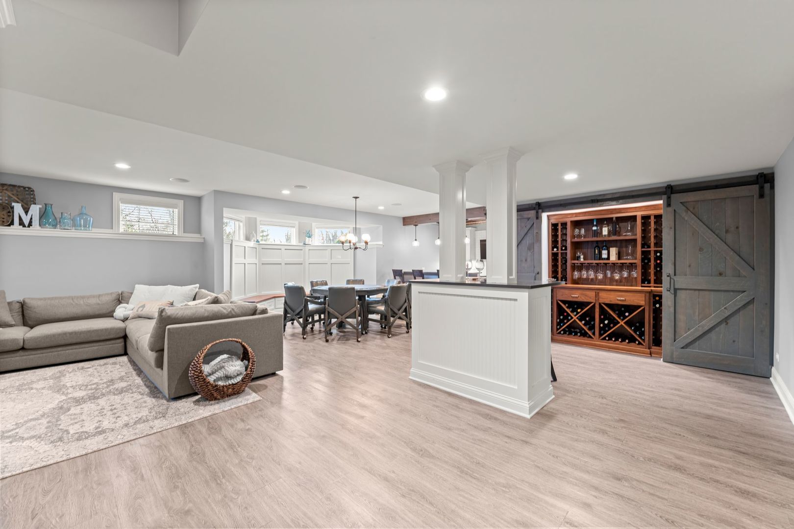 81 Landon Circle Wheaton IL 60189
