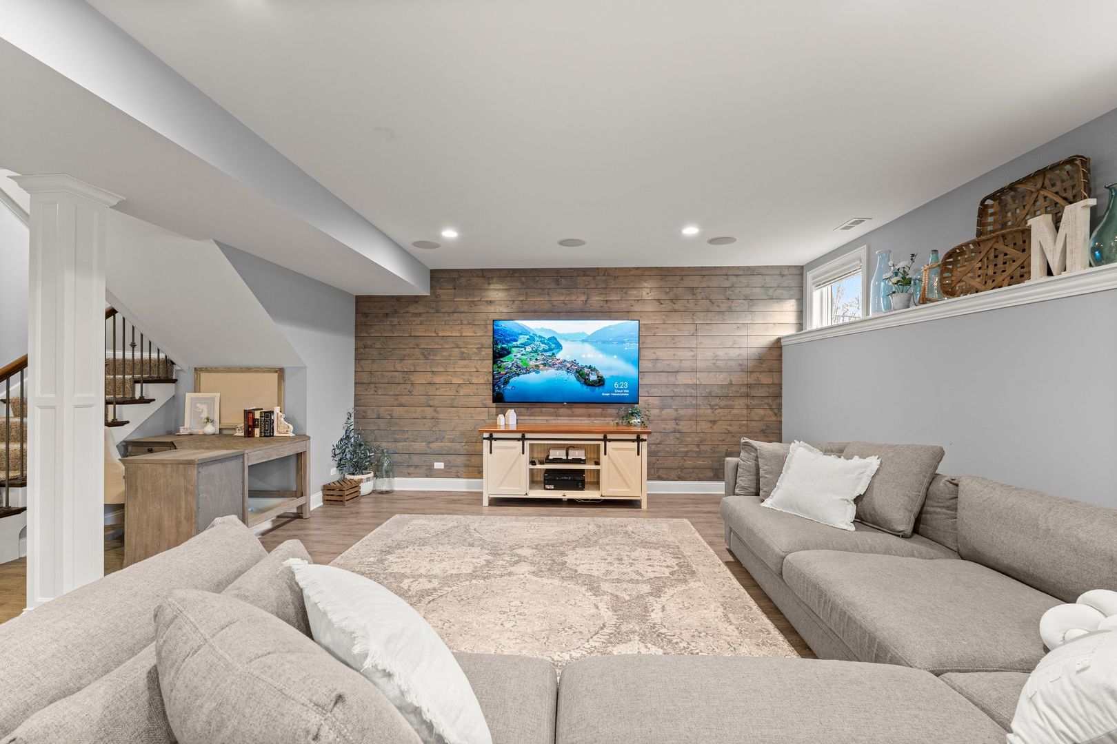 81 Landon Circle Wheaton IL 60189