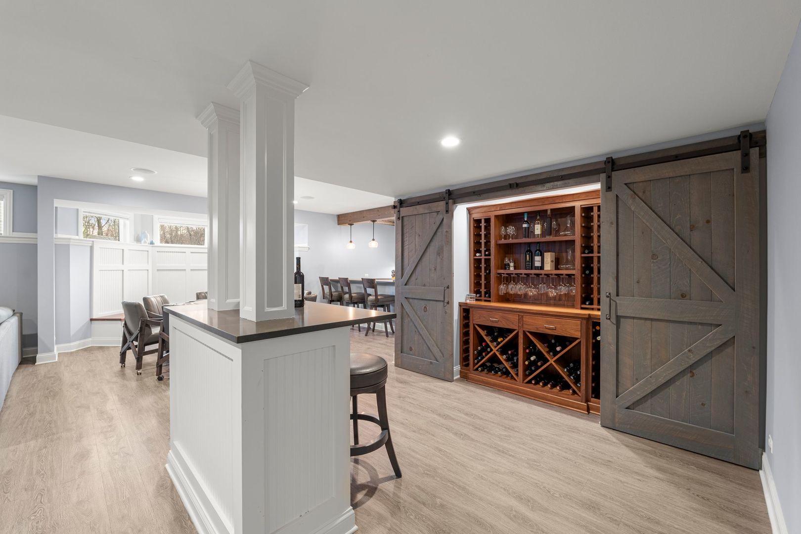 81 Landon Circle Wheaton IL 60189