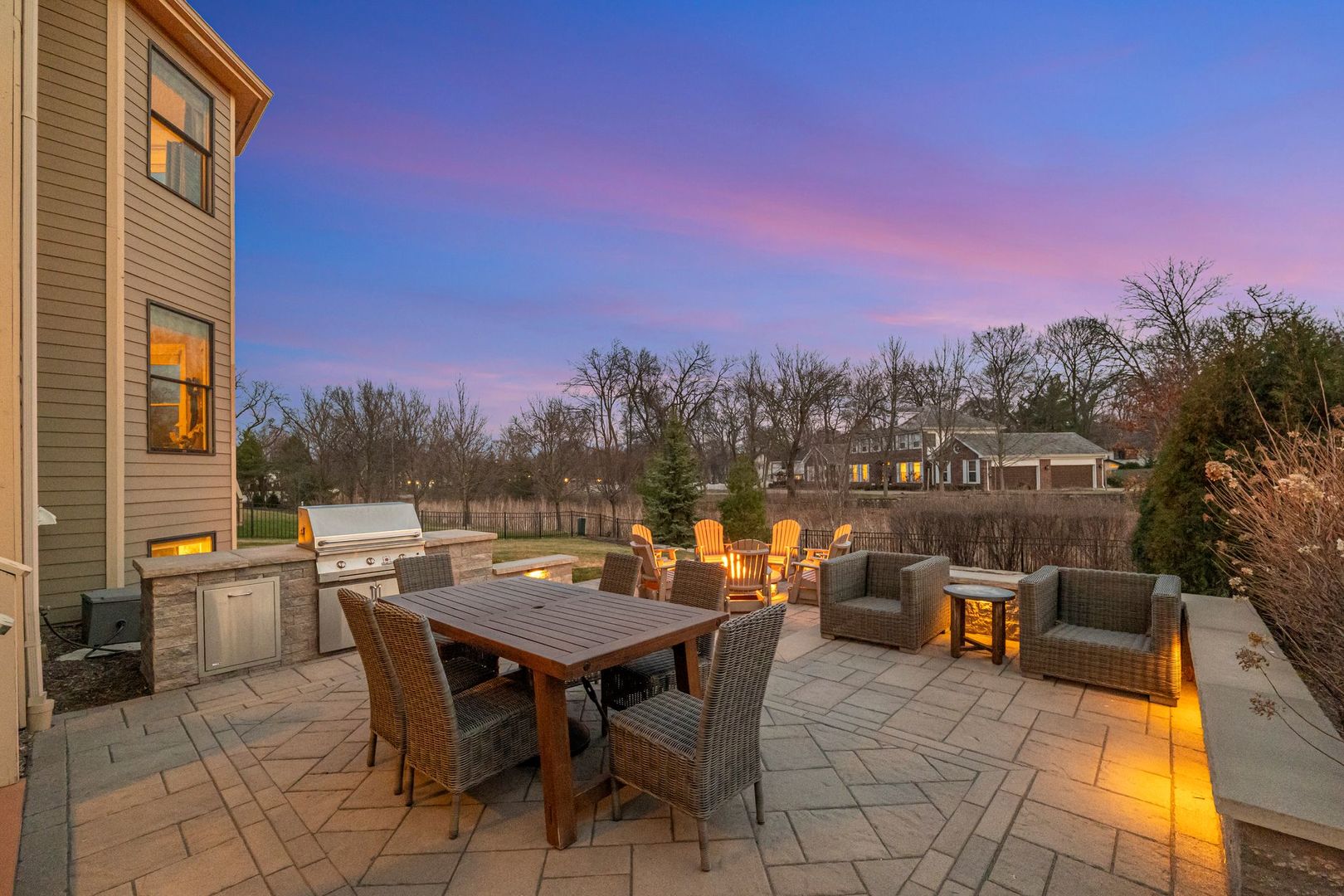 81 Landon Circle Wheaton IL 60189