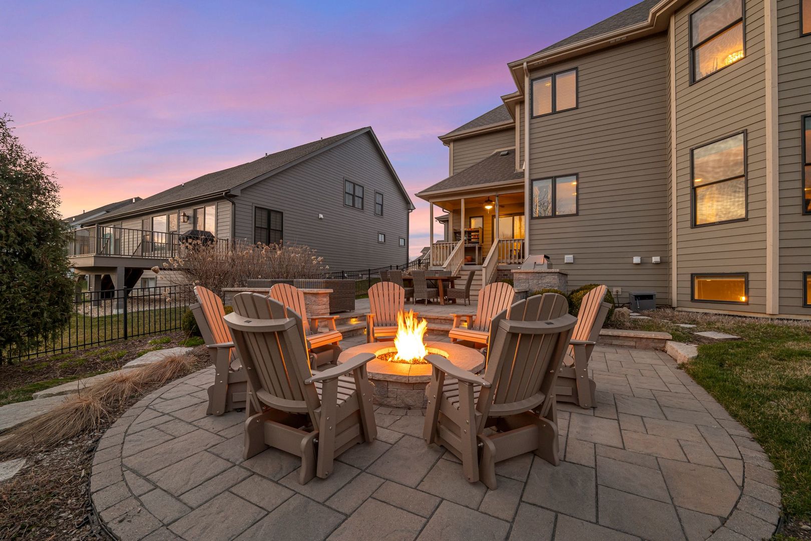 81 Landon Circle Wheaton IL 60189