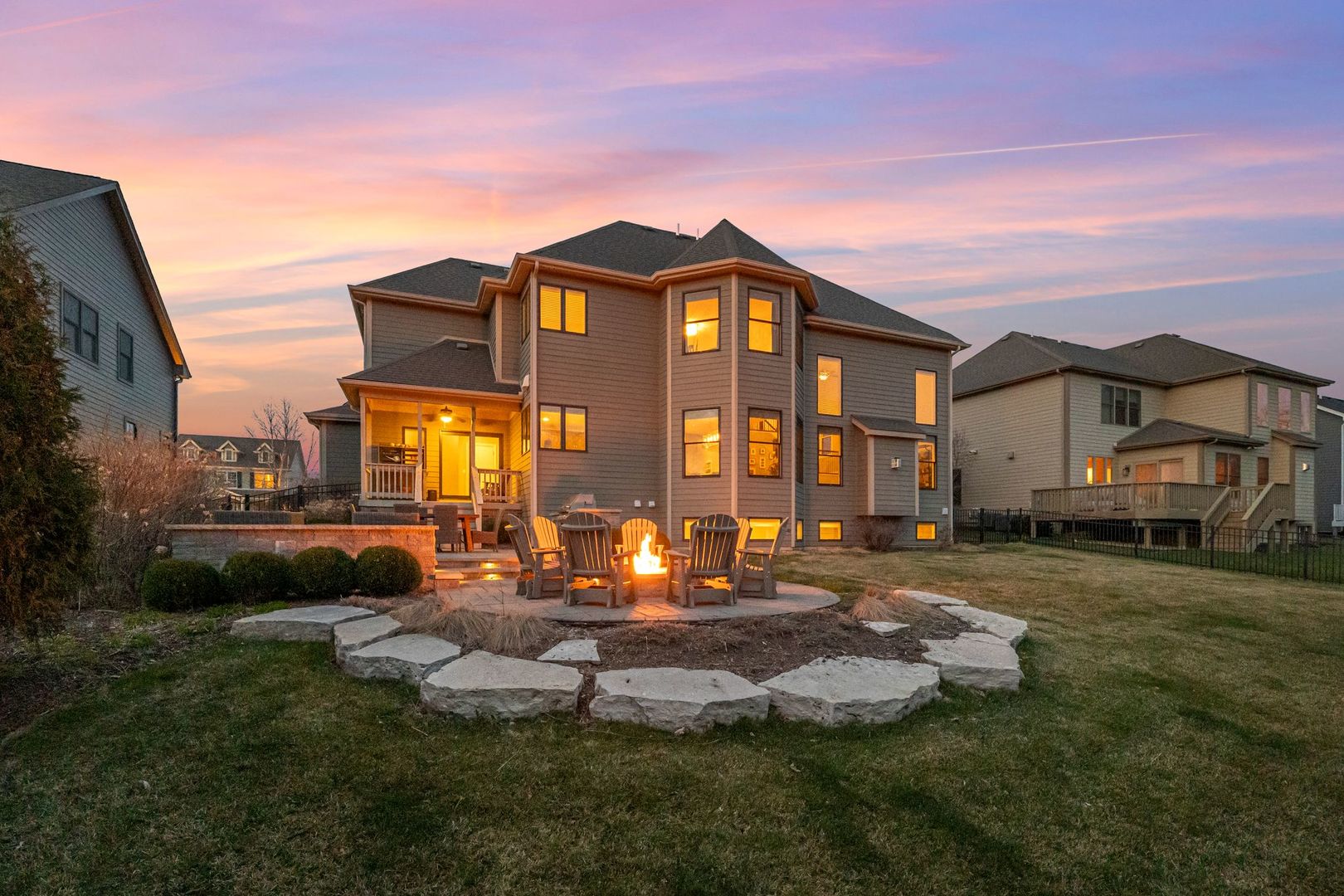 81 Landon Circle Wheaton IL 60189