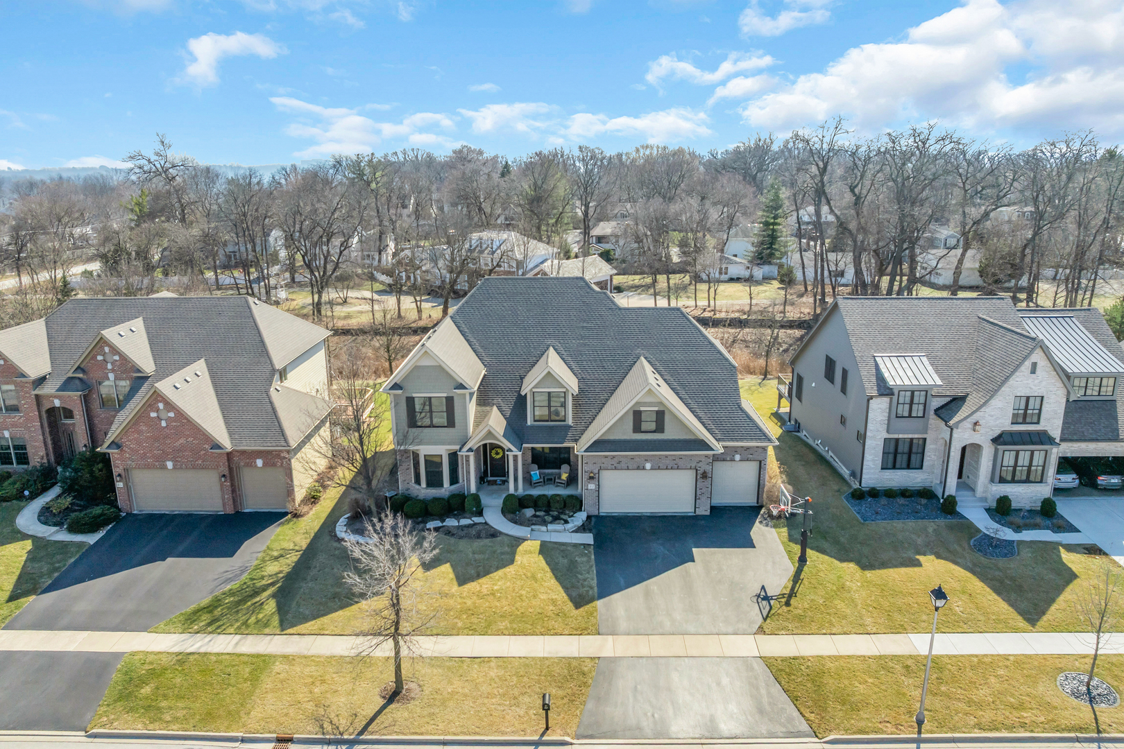 81 Landon Circle Wheaton IL 60189
