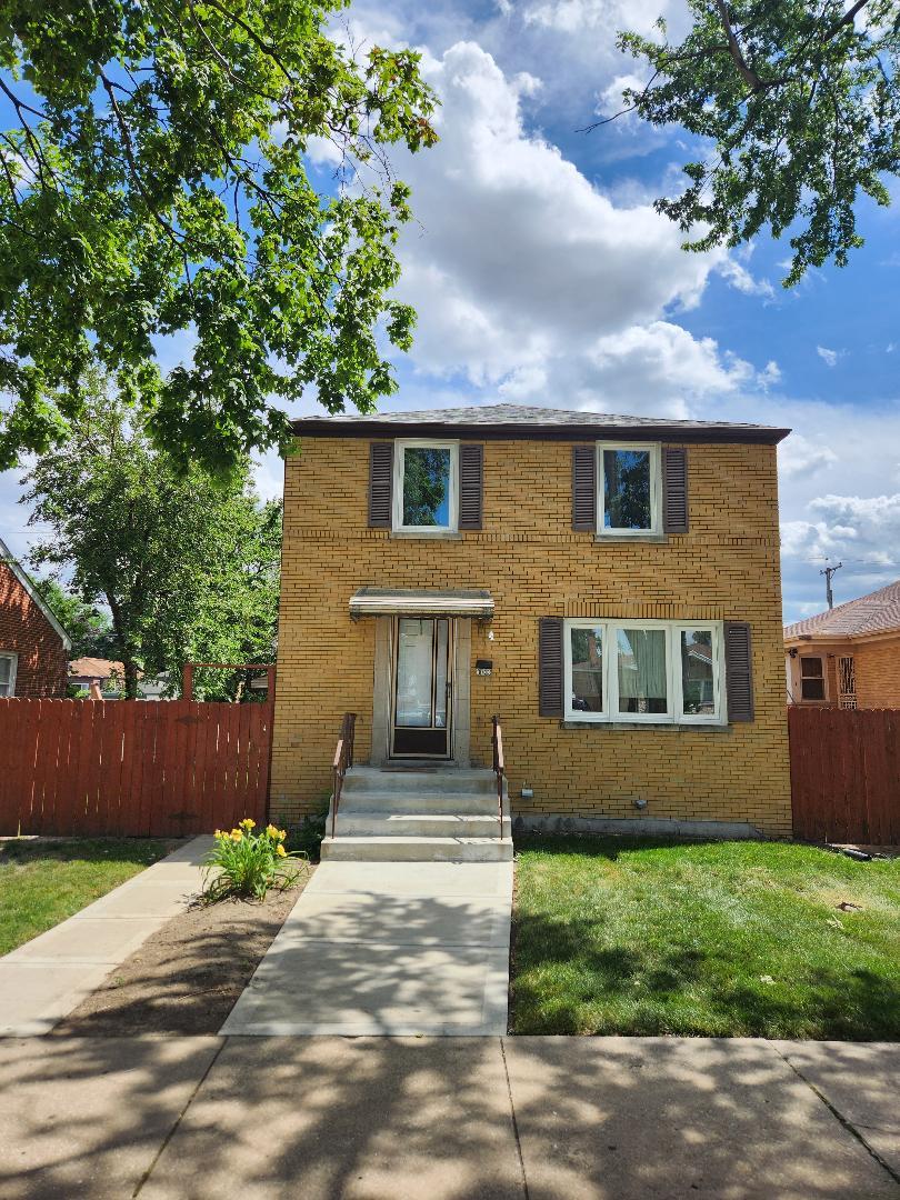 3733 West 81st Street Chicago IL 60652