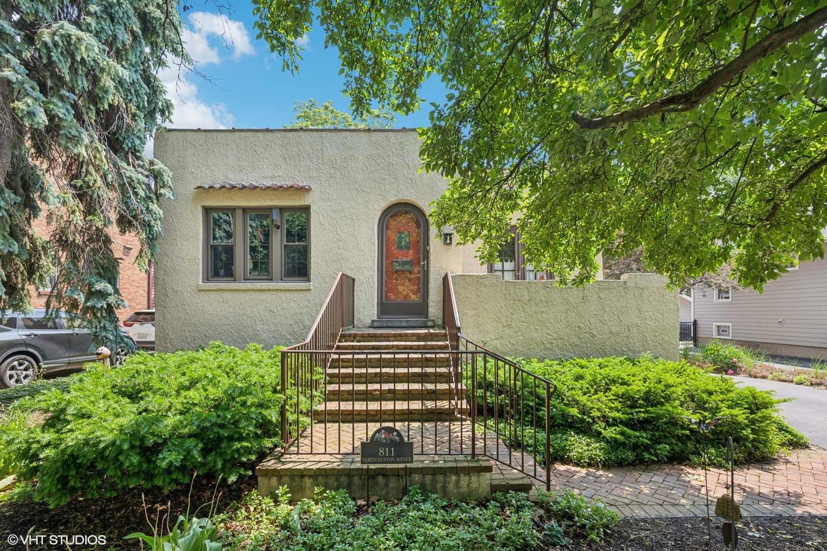 811 North Dunton Avenue Arlington Heights IL 60004