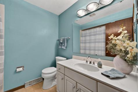 7249 Robinswood Street Rockford IL 61114