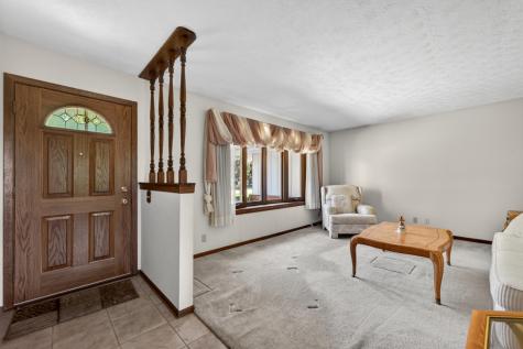 7249 Robinswood Street Rockford IL 61114