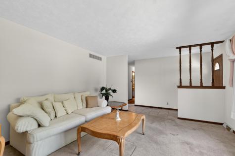 7249 Robinswood Street Rockford IL 61114