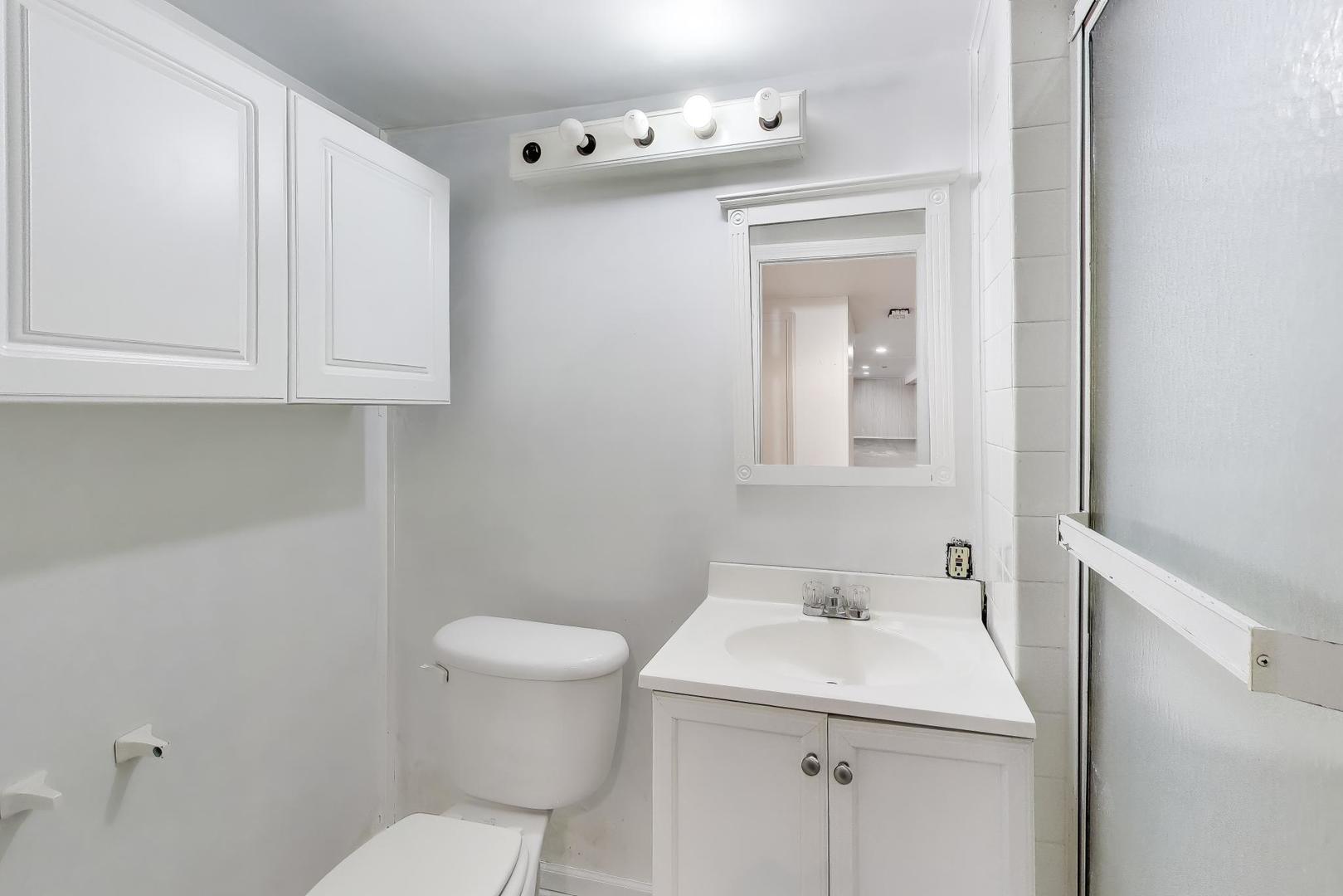 444 South Elmwood Drive Aurora IL 60506