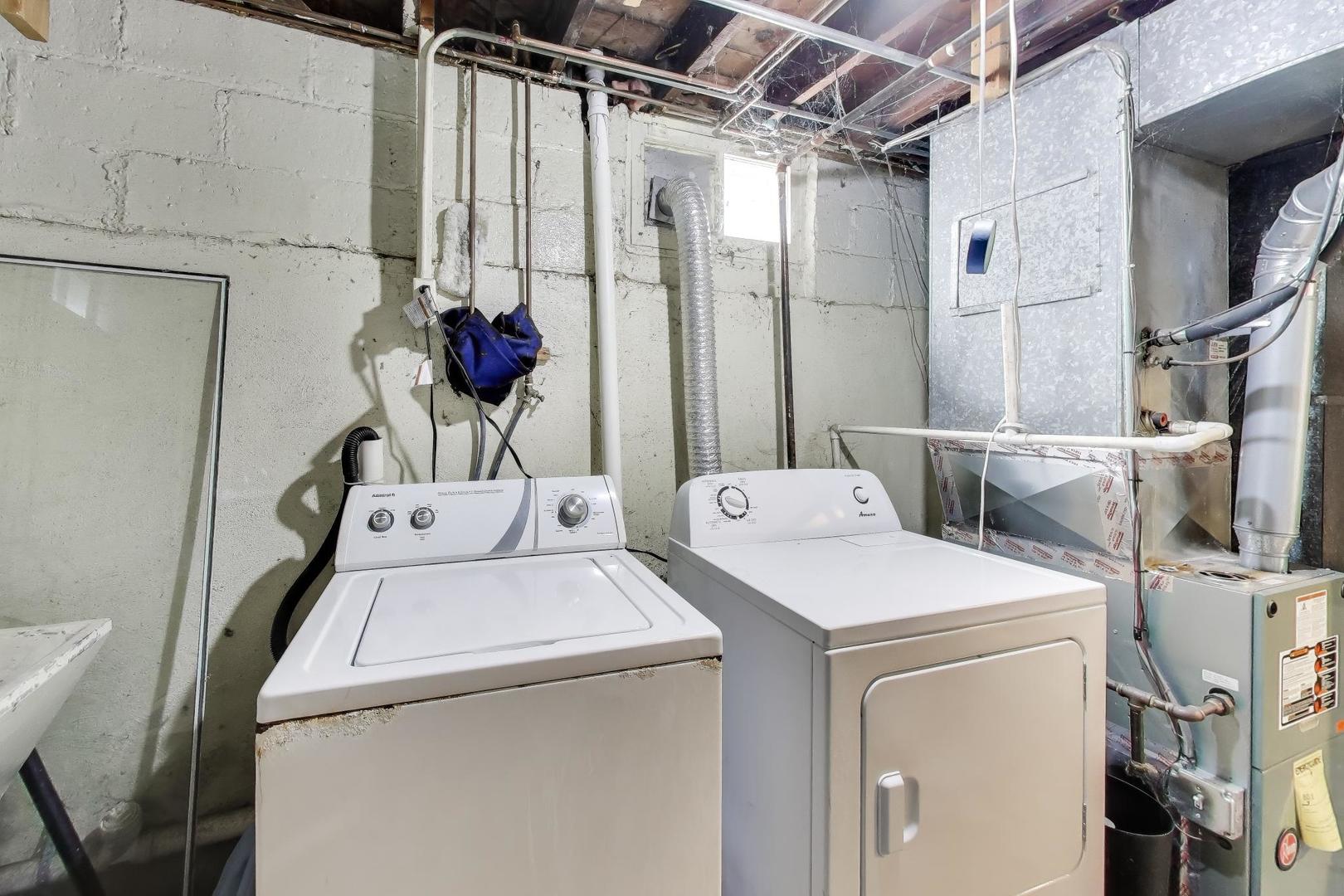 444 South Elmwood Drive Aurora IL 60506