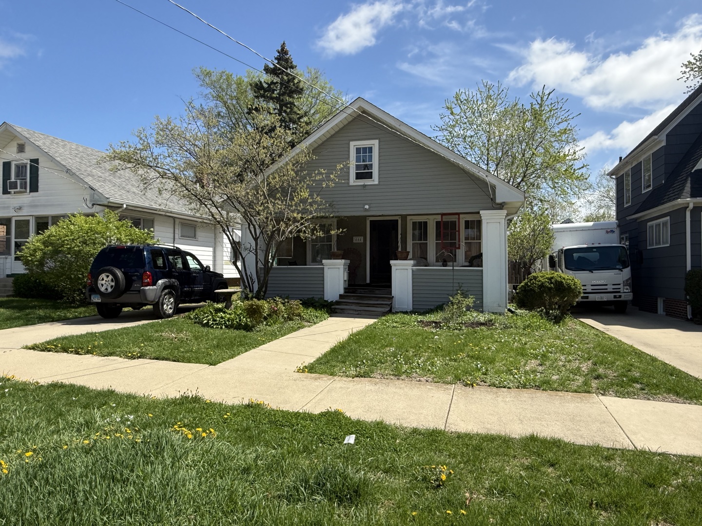 444 South Elmwood Drive Aurora IL 60506