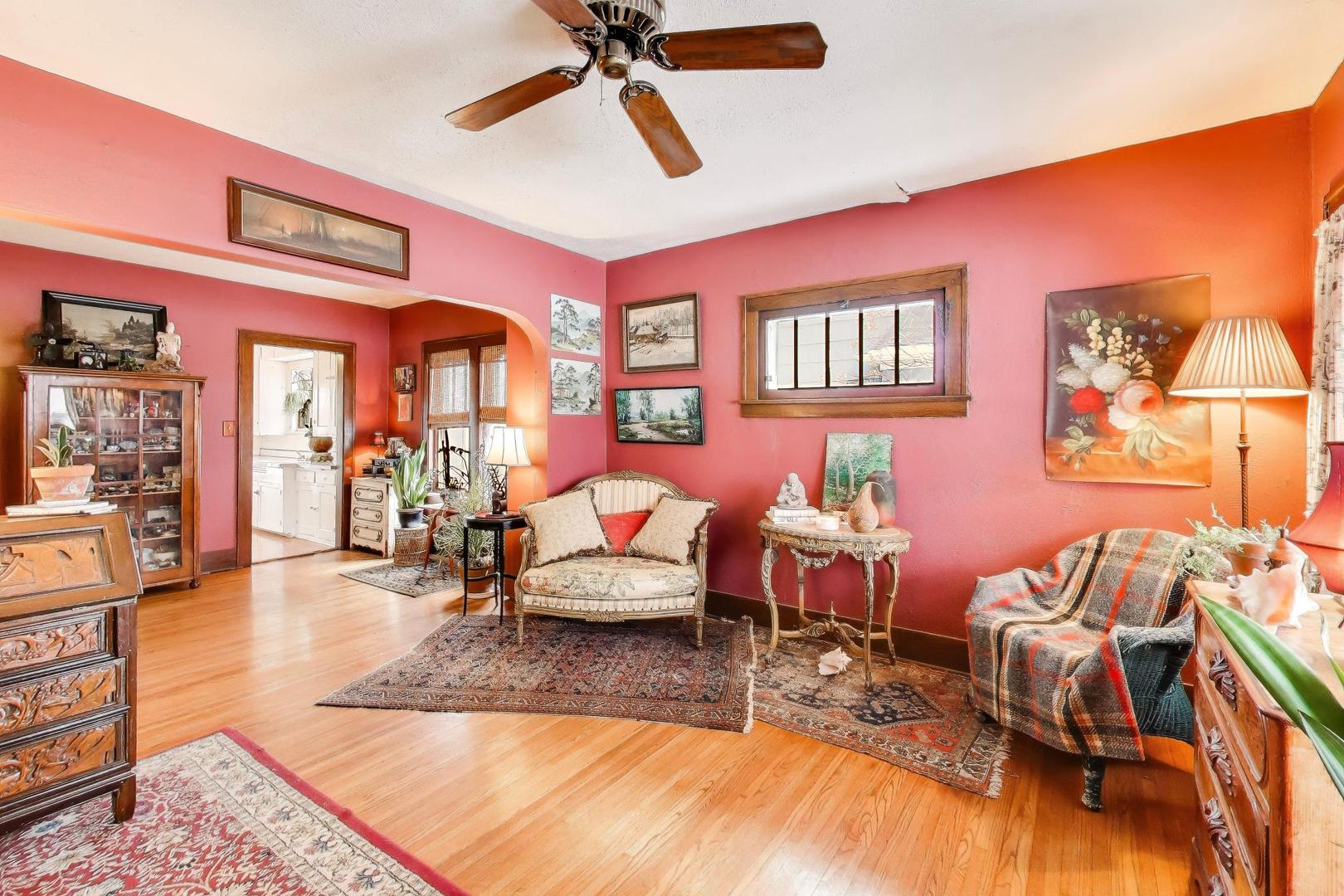 444 South Elmwood Drive Aurora IL 60506