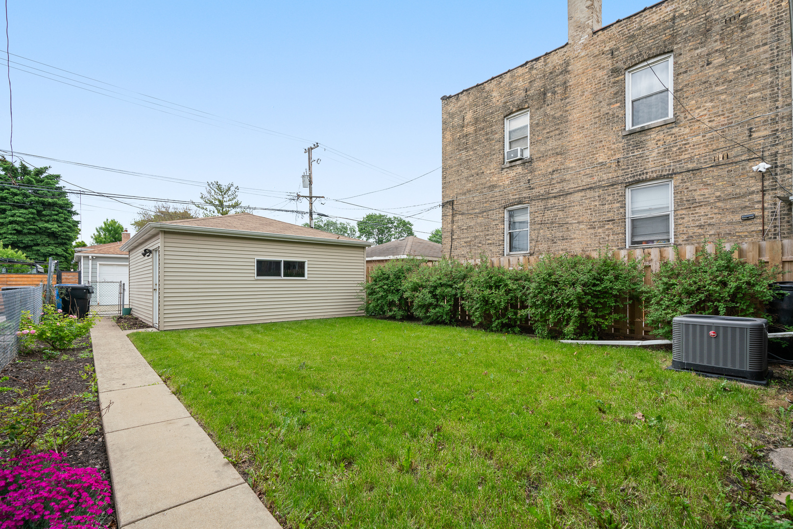 2605 North Oak Park Avenue Chicago IL 60707