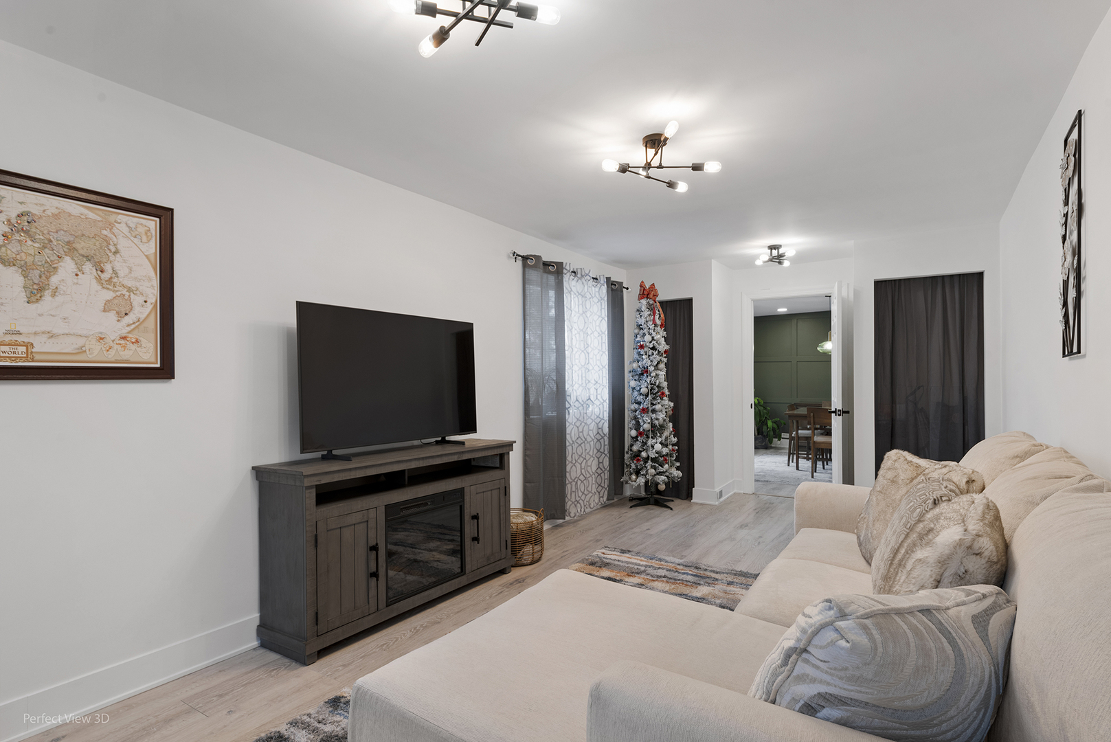 128 South Villa Avenue Addison IL 60101