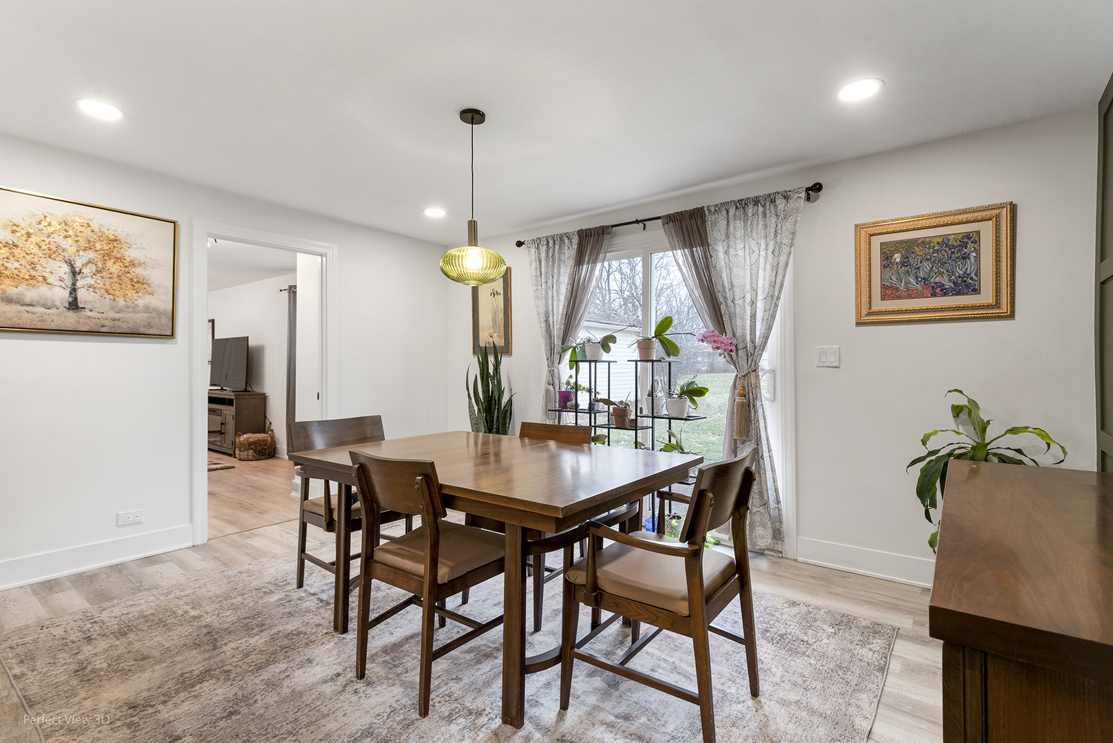 128 South Villa Avenue Addison IL 60101