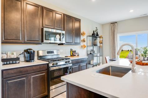 1181 Glenmont Street Algonquin IL 60102