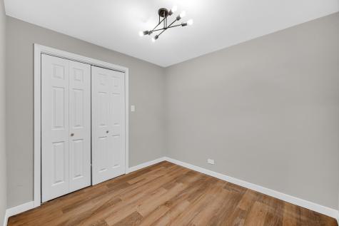 18331 John Avenue Country Club Hills IL 60478