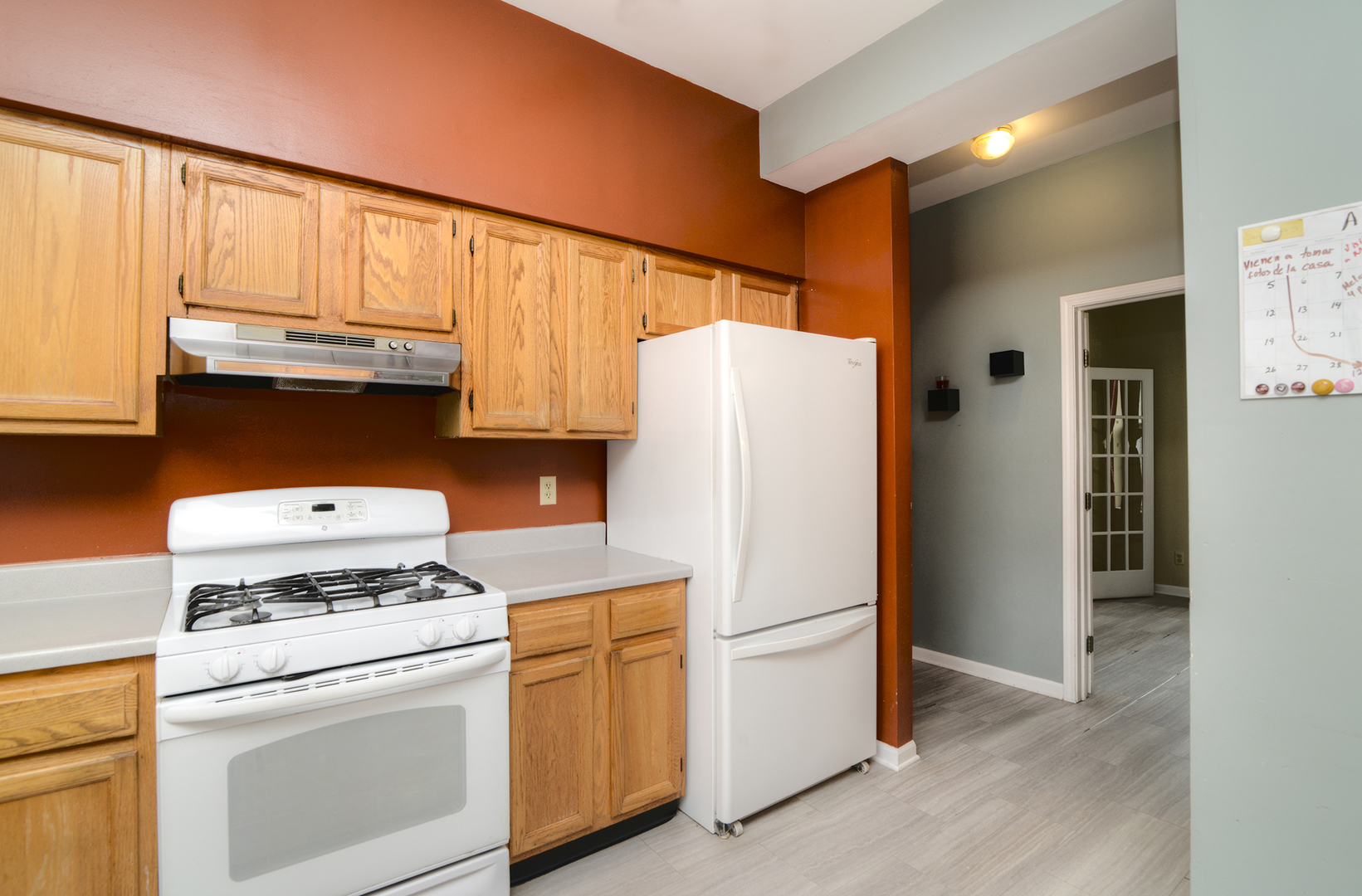 323 South Broadway Avenue Aurora IL 60505