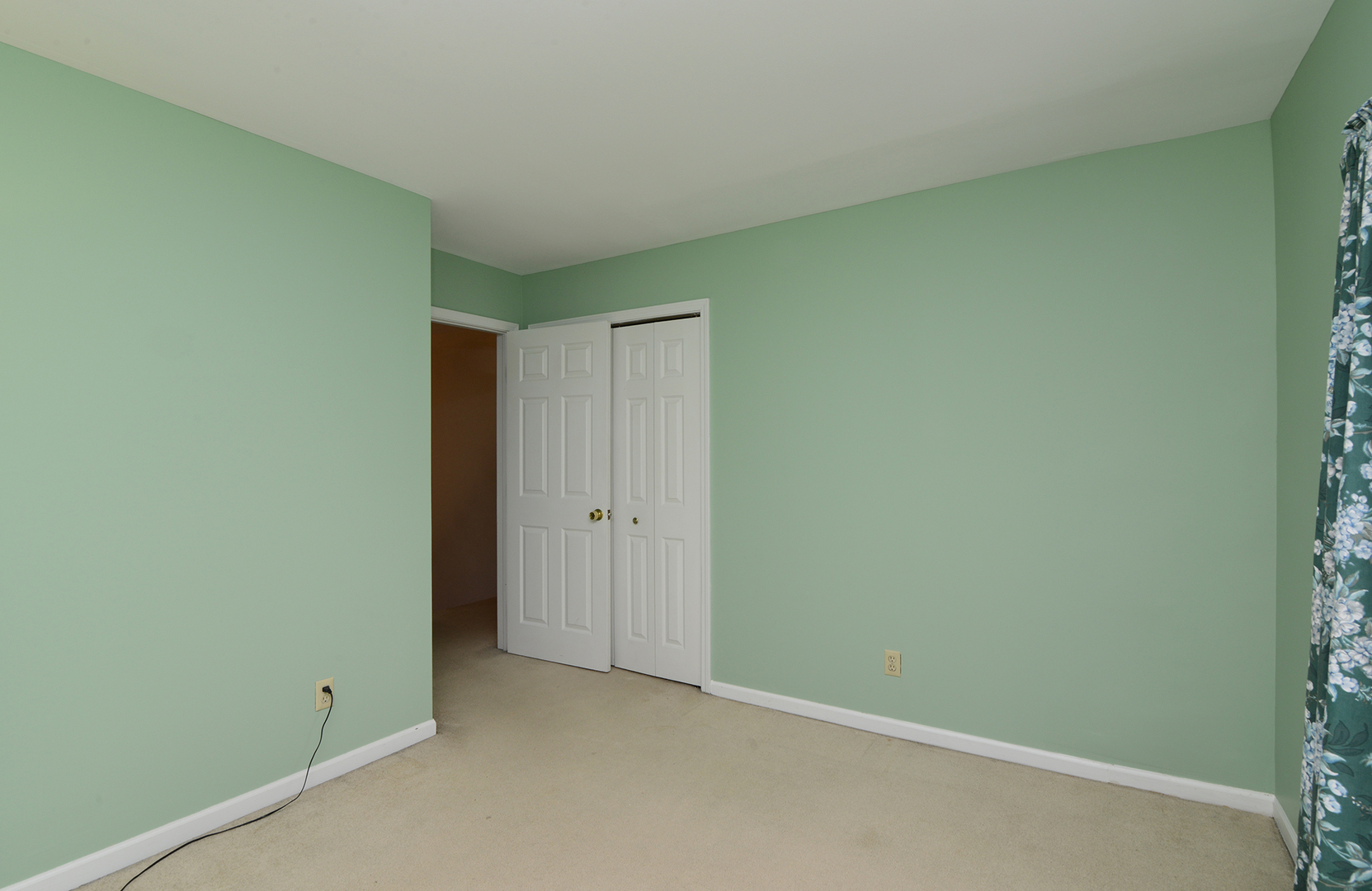 323 South Broadway Avenue Aurora IL 60505