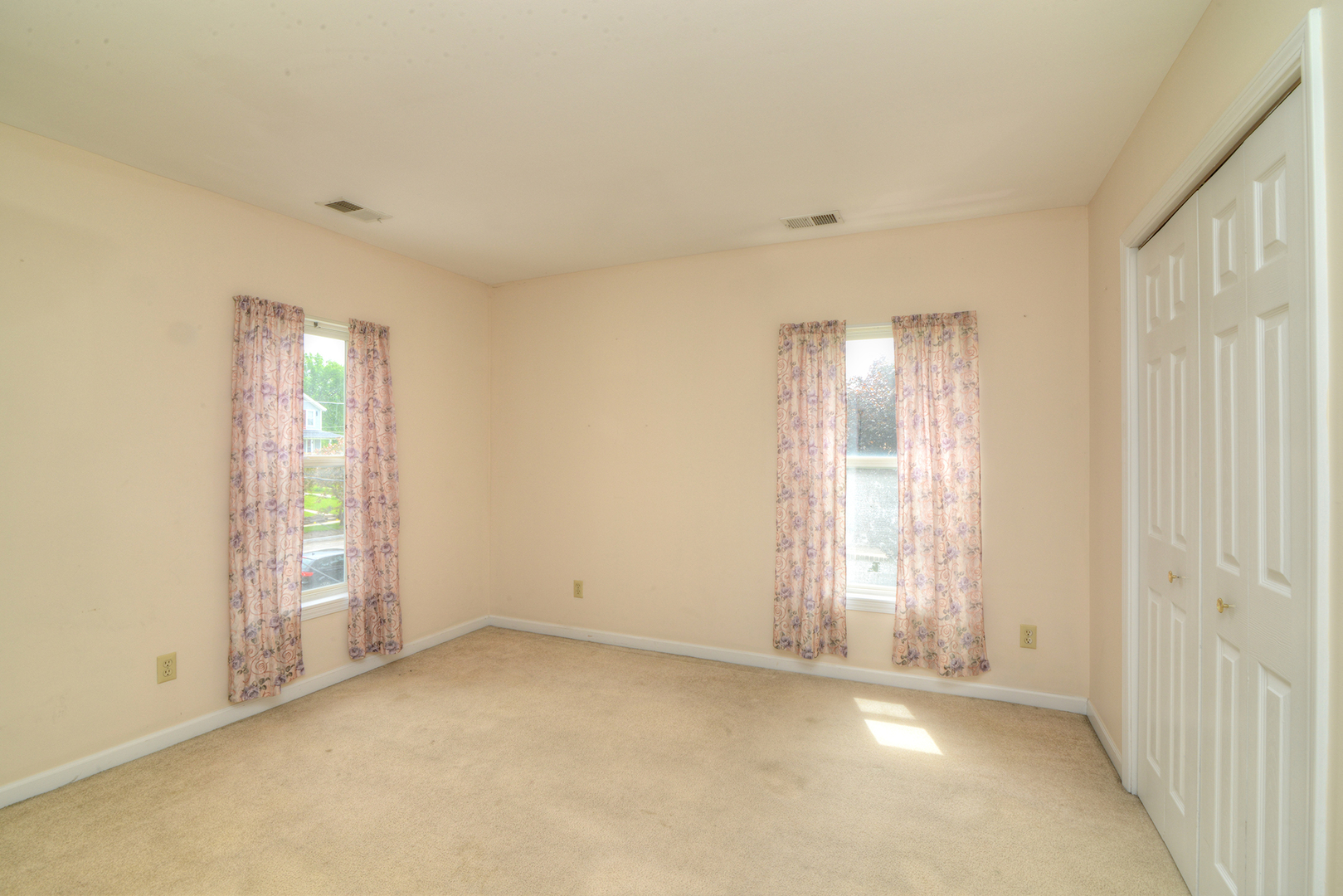 323 South Broadway Avenue Aurora IL 60505