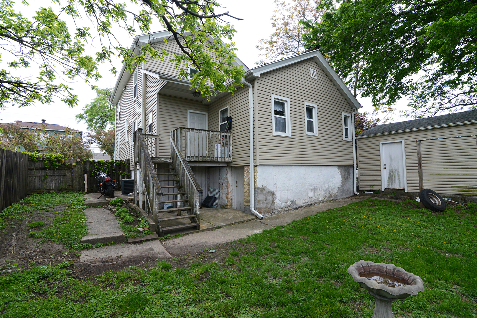 323 South Broadway Avenue Aurora IL 60505