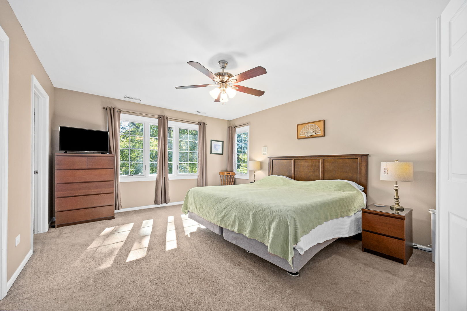 5018 Vernon Park Place Lisle IL 60532