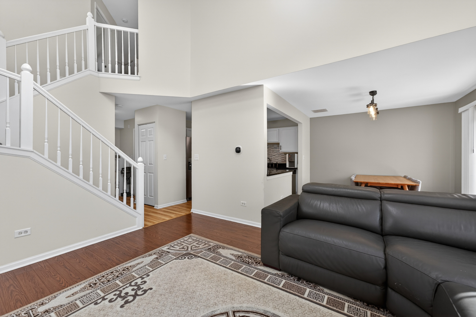 1760 Nature Court Schaumburg IL 60193