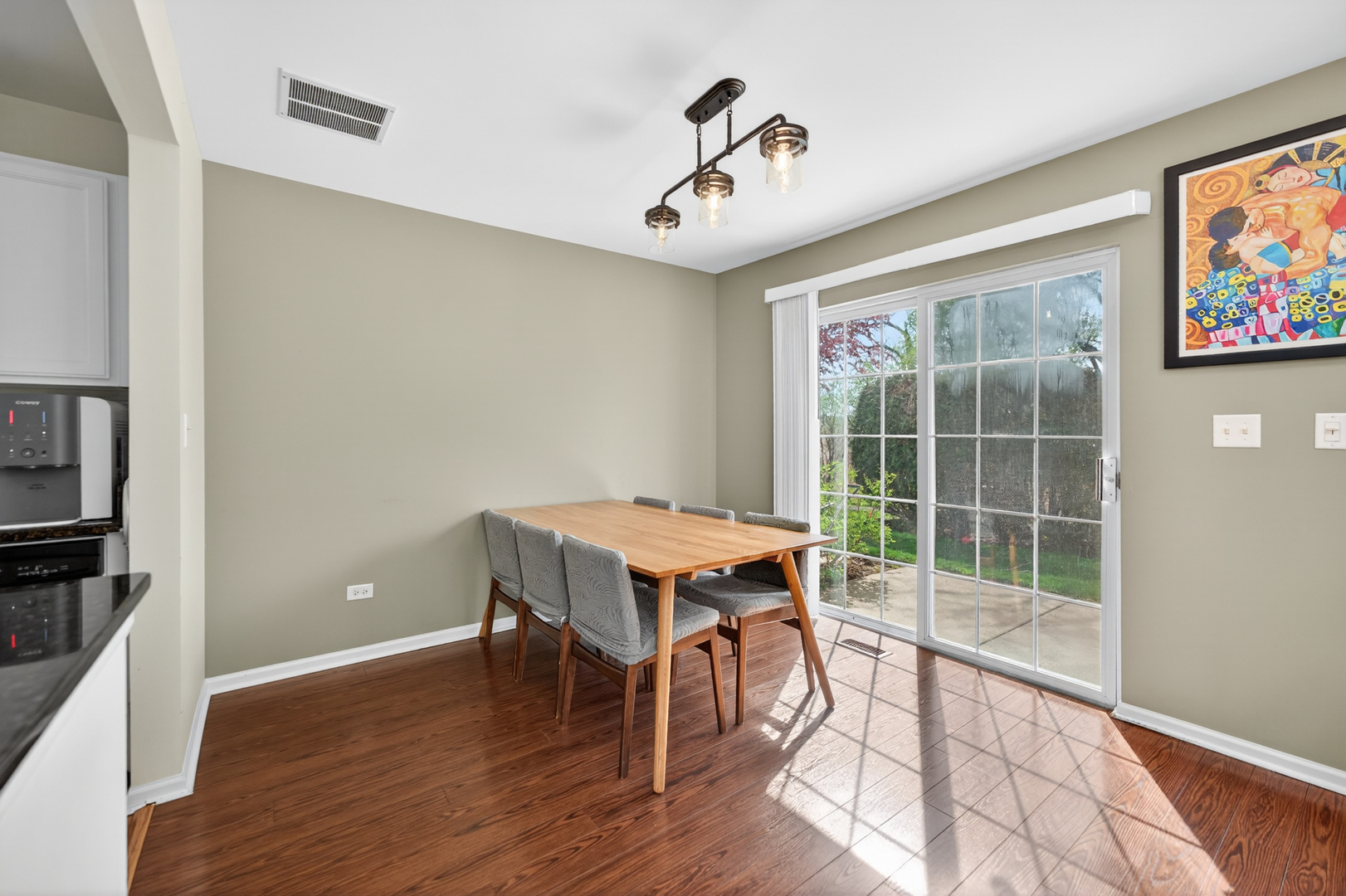 1760 Nature Court Schaumburg IL 60193