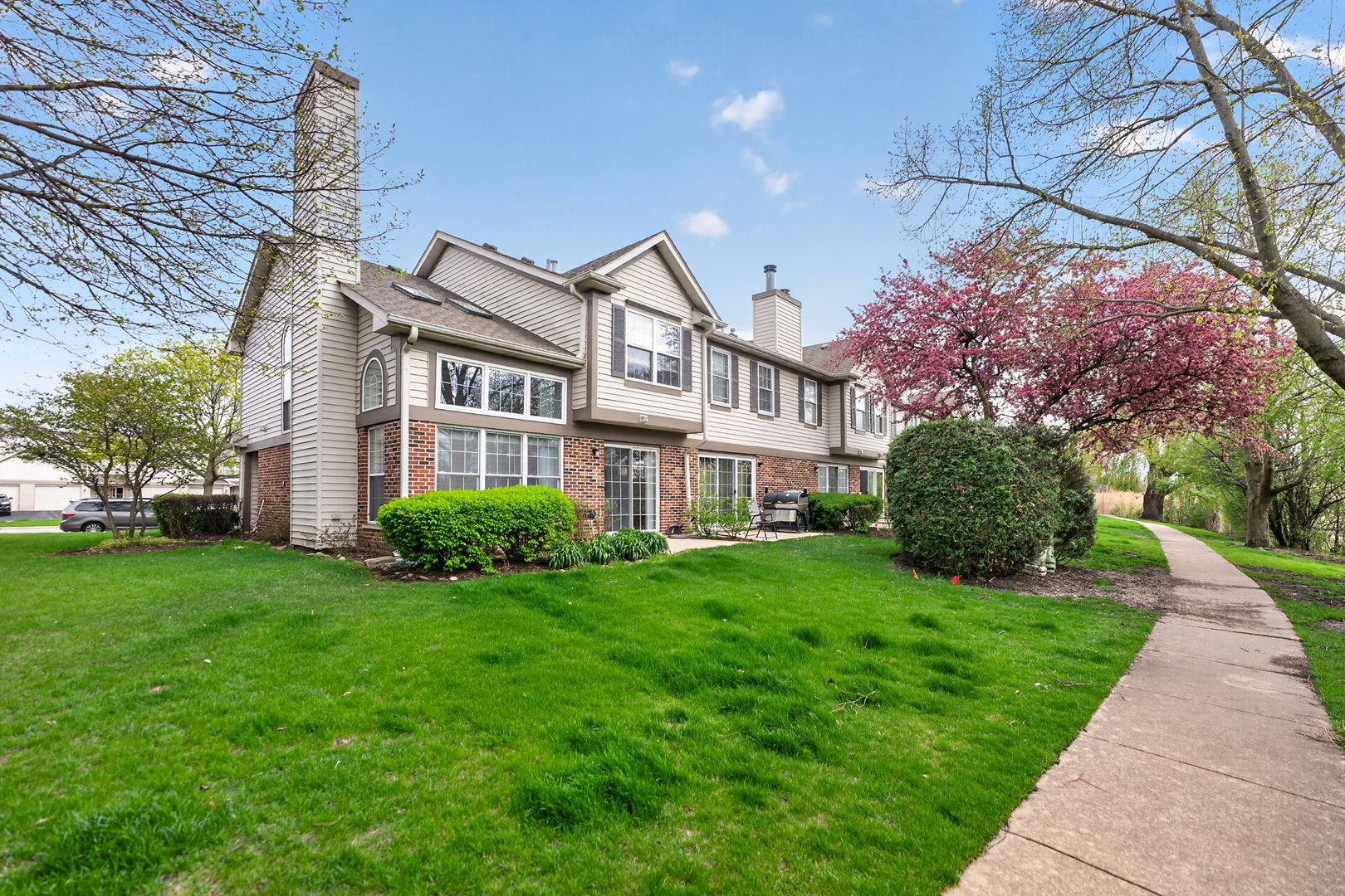 1760 Nature Court Schaumburg IL 60193