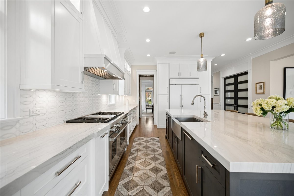 1121 Forest Avenue Wilmette IL 60091