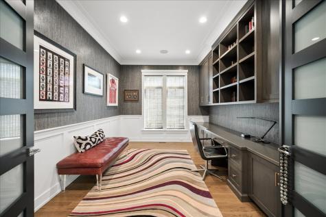 1121 Forest Avenue Wilmette IL 60091
