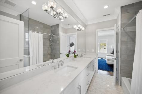 1121 Forest Avenue Wilmette IL 60091