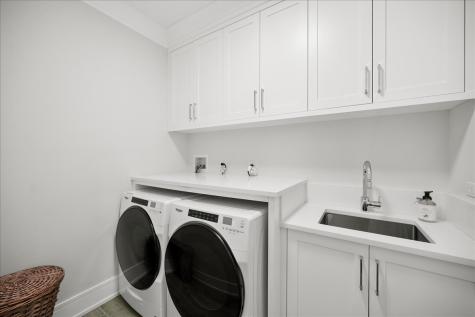 1121 Forest Avenue Wilmette IL 60091