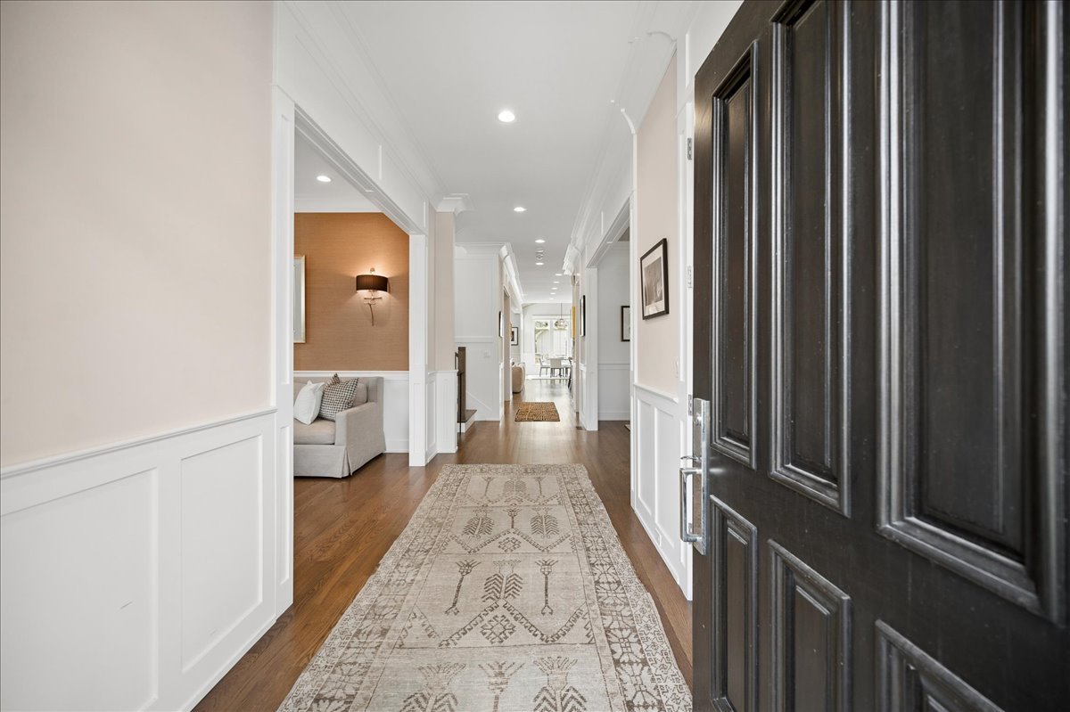 1121 Forest Avenue Wilmette IL 60091
