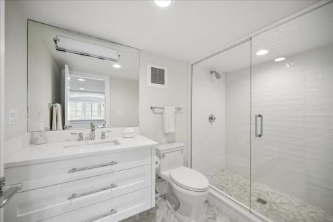 1121 Forest Avenue Wilmette IL 60091