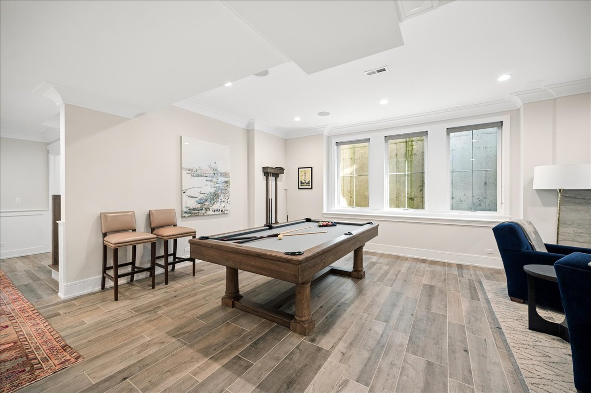 1121 Forest Avenue Wilmette IL 60091