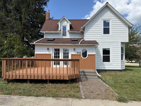 302 West Cook Street Sheffield IL 61361