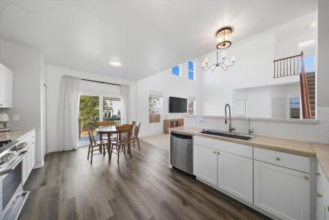 510 Golden Valley Lane Algonquin IL 60102