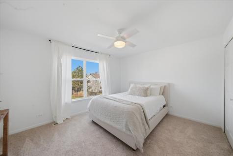 510 Golden Valley Lane Algonquin IL 60102