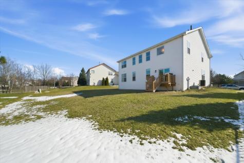 510 Golden Valley Lane Algonquin IL 60102