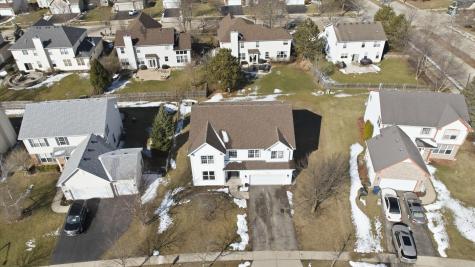 510 Golden Valley Lane Algonquin IL 60102