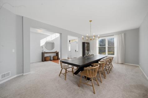 510 Golden Valley Lane Algonquin IL 60102