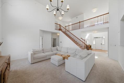 510 Golden Valley Lane Algonquin IL 60102