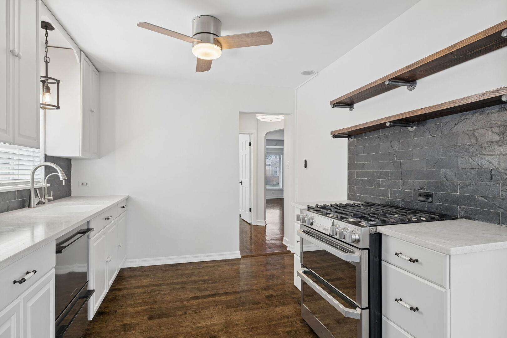 10547 South Troy Street Chicago IL 60655